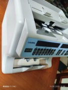 liczarka banknotów Laurel F-2000