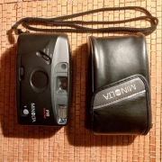 Aparat Minolta F10 Focus Free 