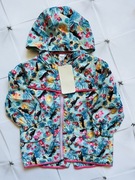 Nowa kurtka DeFacto tukany 