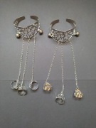 Bransoletka z pierścionkiem typu niewolnik