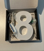 Inteligentne lampki LED w kształcie liter