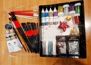 Zestaw ozdób świątecznych brokatów pędzli naklejek farb do zdobienia DIY