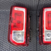 Lampa tylna lewa Bronco USA M2DB 13B505 AG