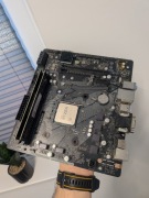 Płyta główna AsRock + procesor Ryzen + 16gb DDR4