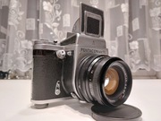 APARAT PENTACON six TL ŚREDNIOFORMATOWY 6x6 cm. PLUS 2 OBIEKTYWY.