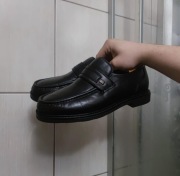 Męskie półbuty 42 Claudio Conti typu mokasyny w kolorze czarnym. Cho