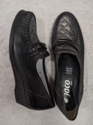 Czarne eleganckie skórzane buty mokasyny na koturnie Jaco 39