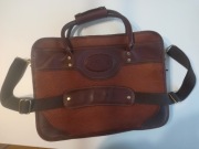 Biznesowa skórzana torba na laptopa. 