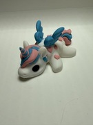 Figurka jednorożca różowo niebieski