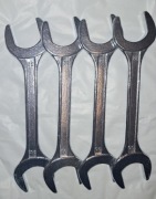 Zestaw kluczy płaskich 30/32 mm 4 sztuki nowe