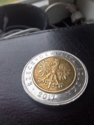 5 zł 2017 destrukt menniczy – podwójny rant / przesunięte bicie