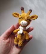 Żyrafa na szydełku, maskotka rękodzieło, zabawka na prezent 