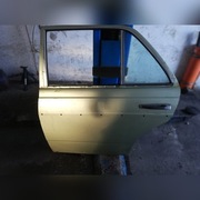 Drzwi lewy tył MB 123  