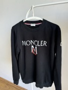 Czarna używana bluza w rozmiarze M