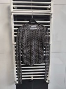 Stylowa bluzka OlaVoga logowana  – dopasowana, rozmiar M (38) 