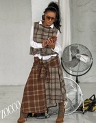 Dwuczęściowy komplet: kamizelka plus spódnica wiązana rękawami