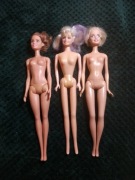 Trzy Lalki barbie 