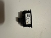 Przycisk otwierania klapy bagaznika Audi