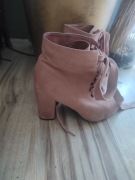 Botki zamsz pudrowy róż r 40