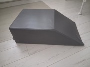 Habys klin do masażu z półką 