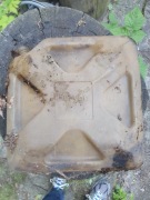 Kanister plastikowy stary borygo