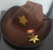 Kapelusz Szeryfa Cowboy Western + 2 Odznaki | Nowy, nieużywany