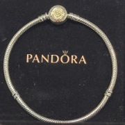 Bransoletka Pandora srebrna S925. 20 rozmiar 