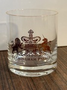 BUCKINGHAM PALACE Śliczna szklana w pudełku z herbem 