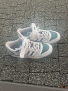 Buty adidas forum 41 1/3