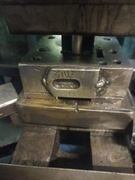 Wykrojnik ucha do słupków ogrodzeniowych