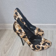 Buty na szpilce Kazar panterka rozmiar 39