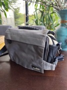 Torba fotograficzna JEEPz obiektywem/soczewkami