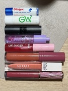 zestaw kosmetyków do ust