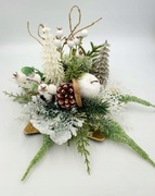 Elegancki stroik Bożonarodzeniowy na talerzu w kształcie gwiazdy