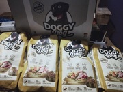 Karma sucha Doggy Dog dla psów z drobiem,łososiem,witaminy 4 kg /4 x 1kg