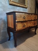 Szafka ludwik zdobiona intarsją 