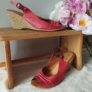 Sandały damskie skórzane Lan-Kars r. 41 czerwone koturn