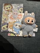 Maskotka Labubu śliczna.