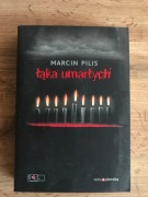 Łąka umarłych Marcin Pilis 