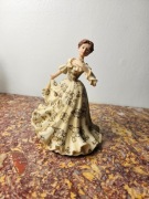 Angielska figurka dama The Leonardo Collection "Emily" 15 cm