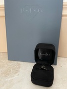 Złoty pierścionek firmy Savicki z czarnym diamentem