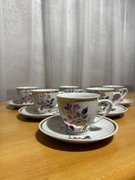 Zestaw 6 porcelanowych filiżanek ze spodeczkami w kwiaty