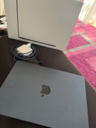 Apple MacBook Air M4 / 16 GB RAM / 256 GB SSD / Północ