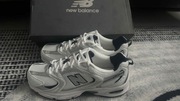 New Balance MR530SG   NB 530   Rozmiar 43