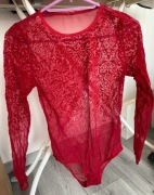 Body z efektem koronki 38/M