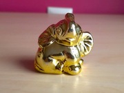 Figurka złoty słonik na szczęście