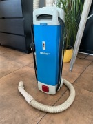 Vintage odkurzacz Zelmer, tzw. jamnik, model 338.0, 1984 lub 1994 rok