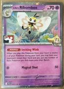 Lillie's Ribombee JTG 067 - COSMIC HOLO ze stampem Play!Pokemon (Prize Pack