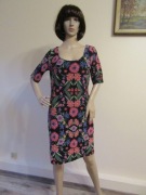 Desigual czarna strukturalna sukienka w kolorowe kwiaty folk _ L