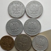 Monety 1 złoty - 4 szt , 50 groszy , 2 złote , 10 złotych.